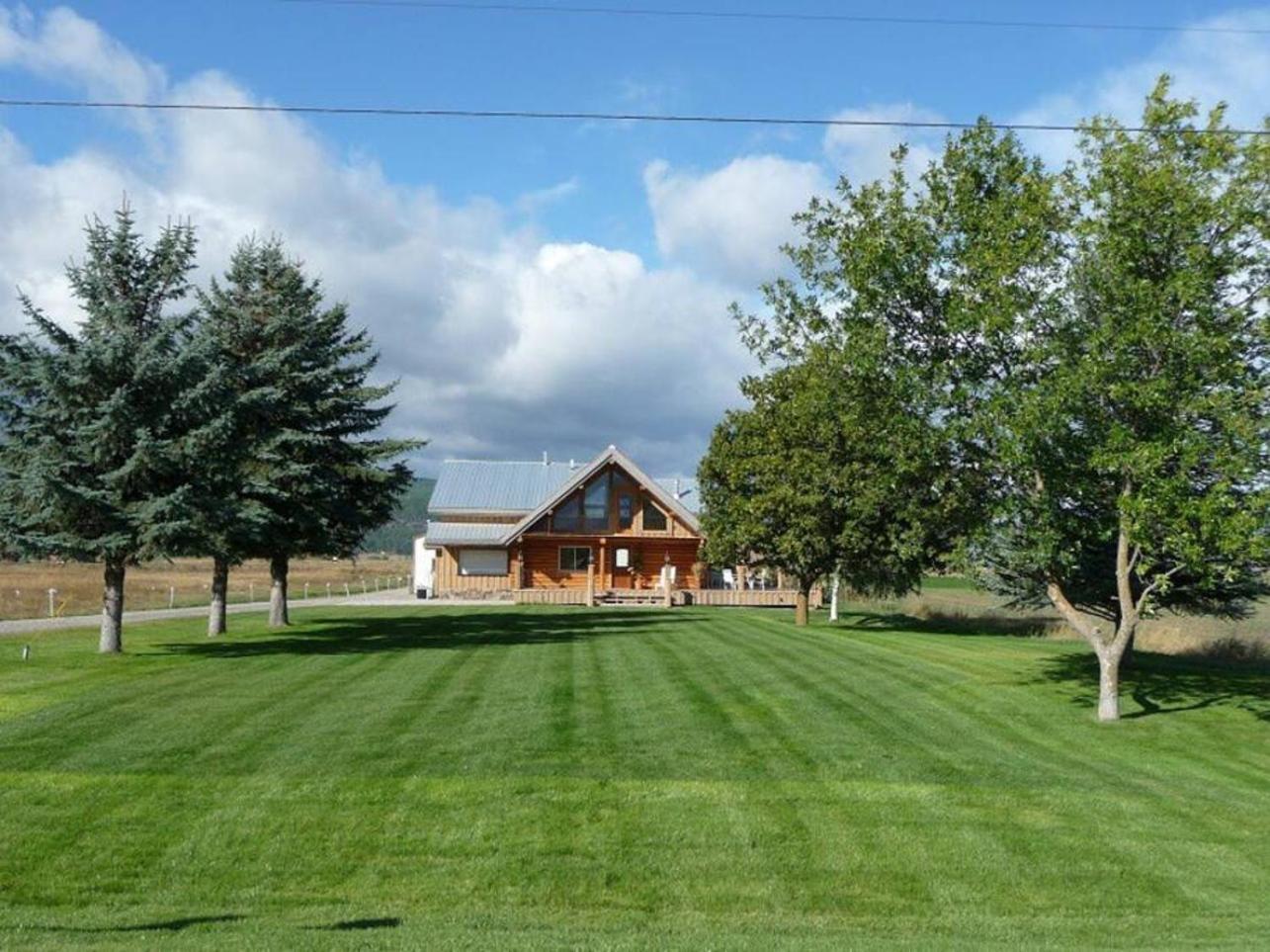 The Roost Lodge Kalispell Exterior photo